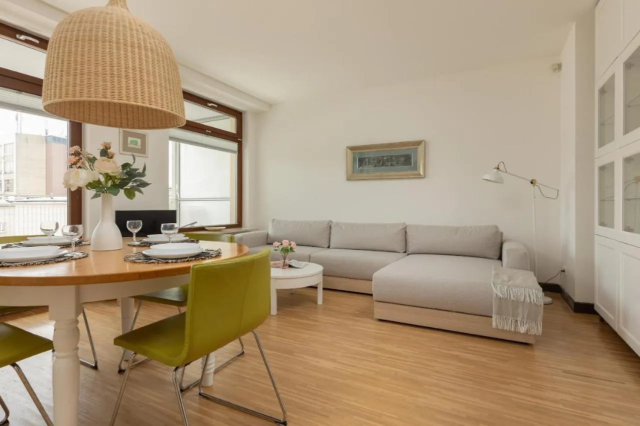 Kontakt z Royal Park Lazienki Apartment Warsaw Mokotow By Noclegi Renters